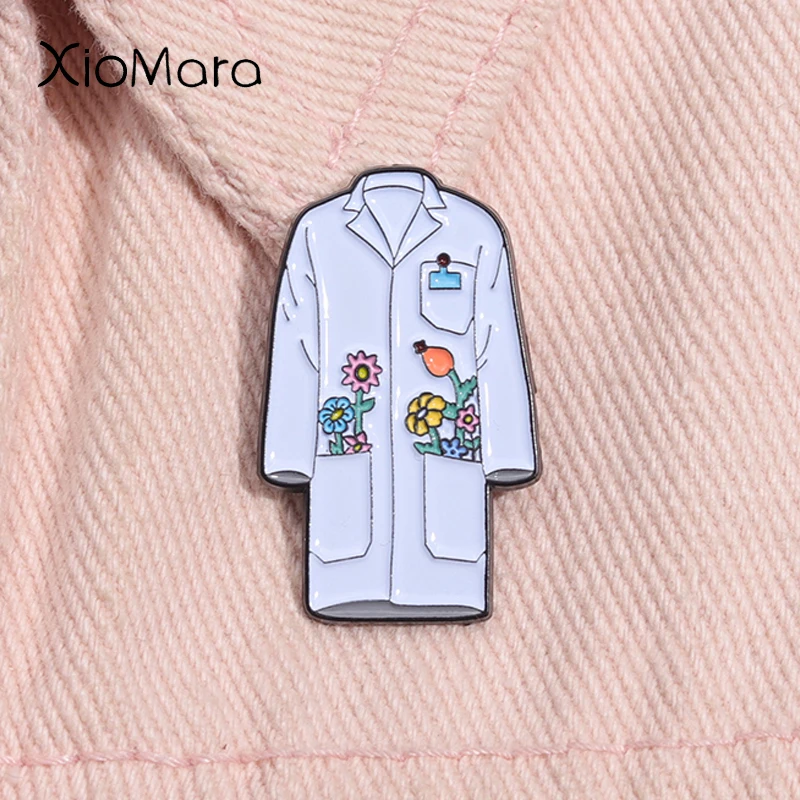Medizinische weiße Mantel Emaille Pin kreative Blumen Laborkittel Arzt Krankenschwester Uniform Metall Brosche Revers Abzeichen Schmuck Geschenke für Freunde