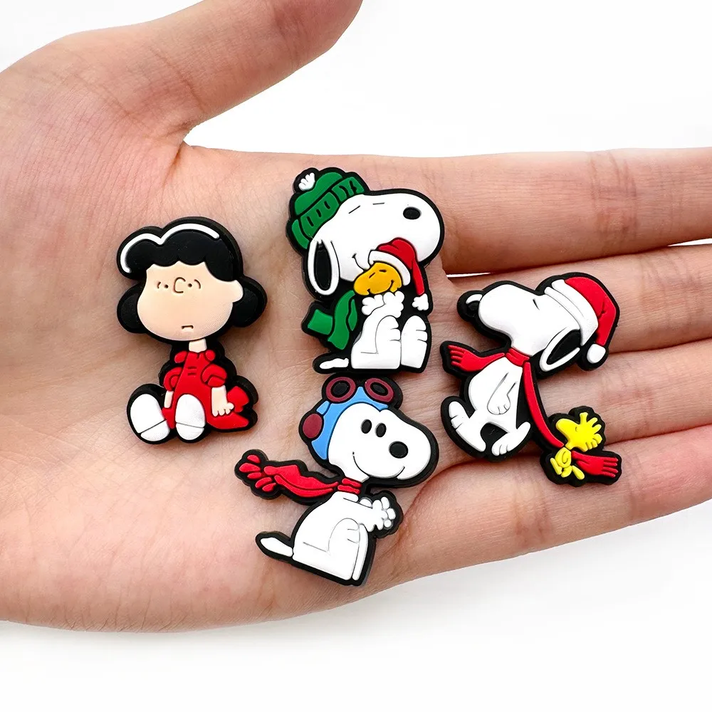 12Pcs Cartoon Cute Snoopy Clogs DIY With Flower Decorative Buckles Detachable Soft Rubber Anime Shoe Clips Children's Gifts