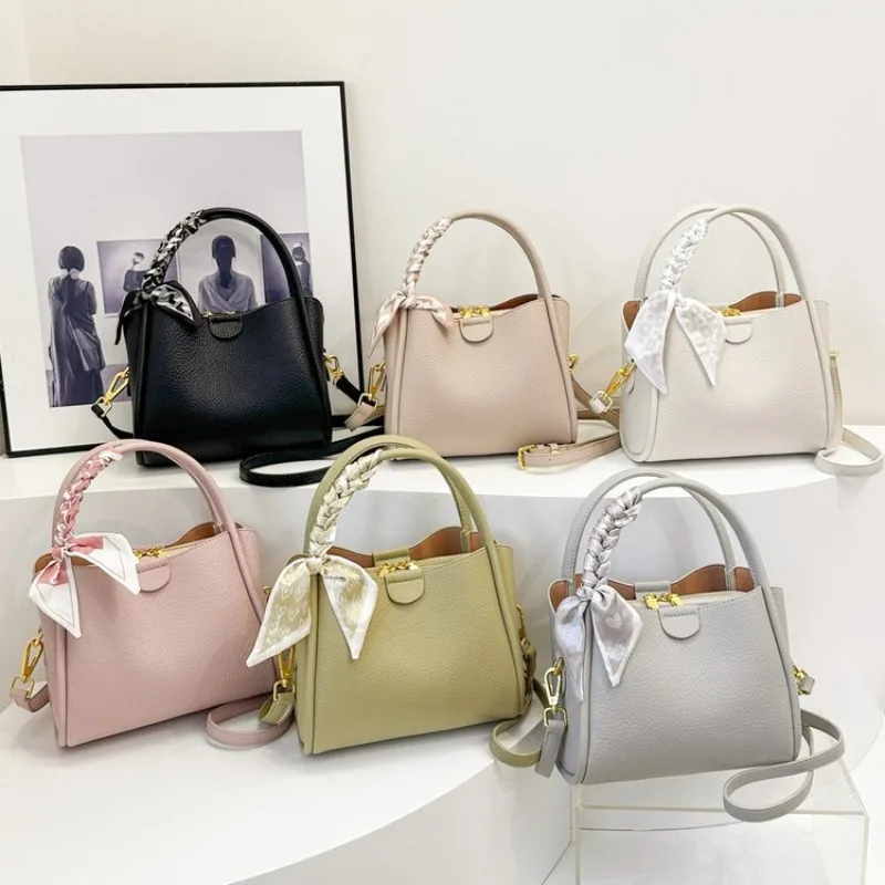 

Модная повседневная сумка для подгузников для женщин, стильная кожаная сумка через плечо, вместительная, уникальная классическая сумка-тоут