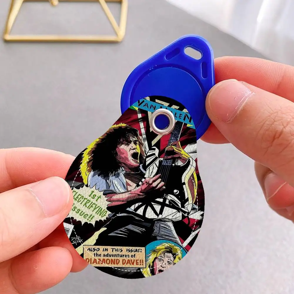 E-Eddie V-Van H-Halen Round Keychains For Women PU Leather Blanks Key Rings Ideal For Holiday Gifts And Party Favors