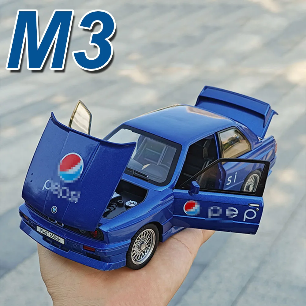 

1:24 M3 GTR Alloy Car Models Diecast Toys 4 Doors Opened Sound Light Pull Back Front Wheel Steering Vehices Kid's Birthday Gifts