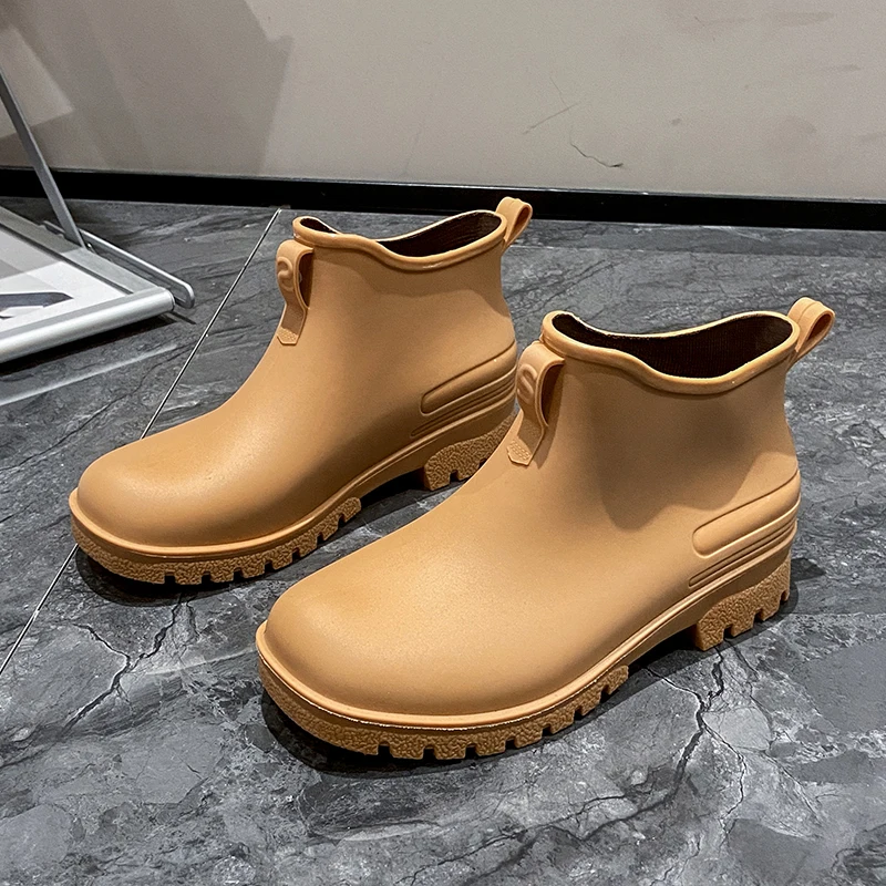 

Women's short tube rain boots, anti slip adult rain boots, fashionable kitchen rubber shoes, water shoes for students, low top o
