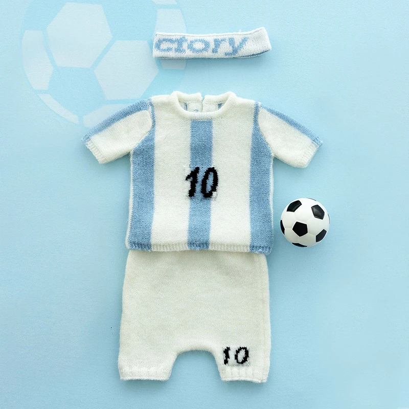 

Soccer Baby Theme Knitted Striped Short Sleeves+Shorts Football Sports Photography Suit Studio Newborn Photo Shoot Accessories