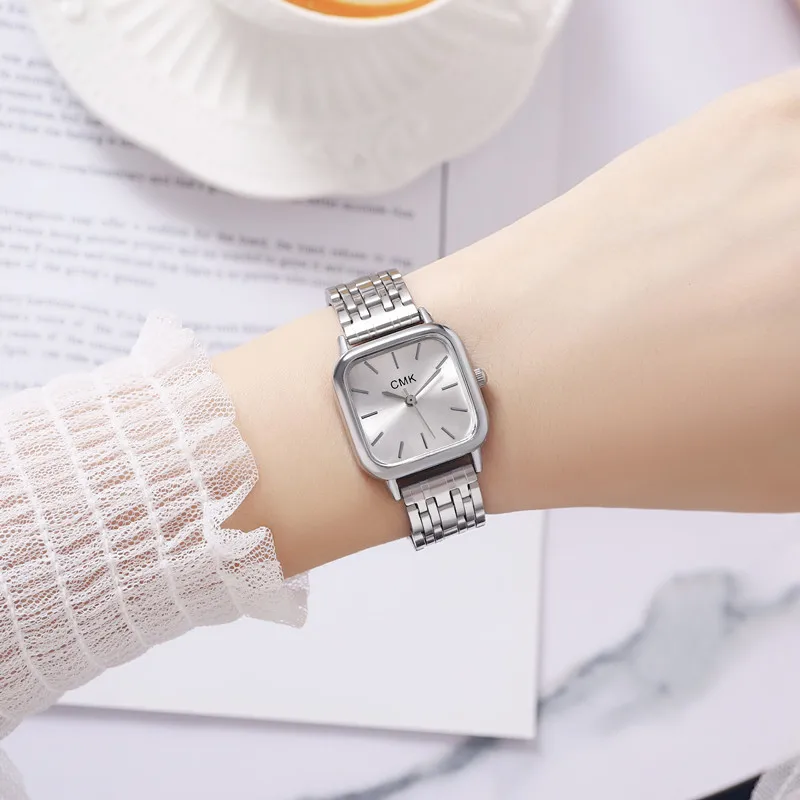 Casual Women Quartz Watch Classic Alloy Strap Wristwatch Square Ladies Watches Simple Clock Gift Relogio Feminino