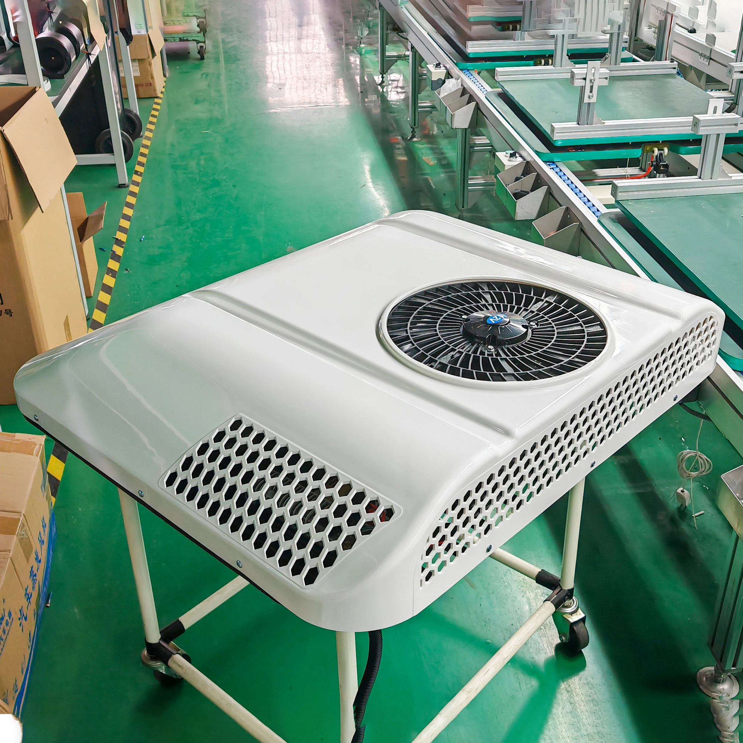 

Low Noise Electric AC Unit Fast Cooling Electric Parking Air Conditioner for Trailer RV Small Truck 12V 24V Car AC
