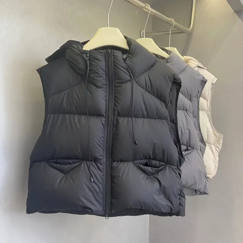 Autumn Winter Solid Stand Collar Down Vest Women 90 White Duck Down Zipper Pocket Vest Female Quilted Sleeveless Waistcoat Coat