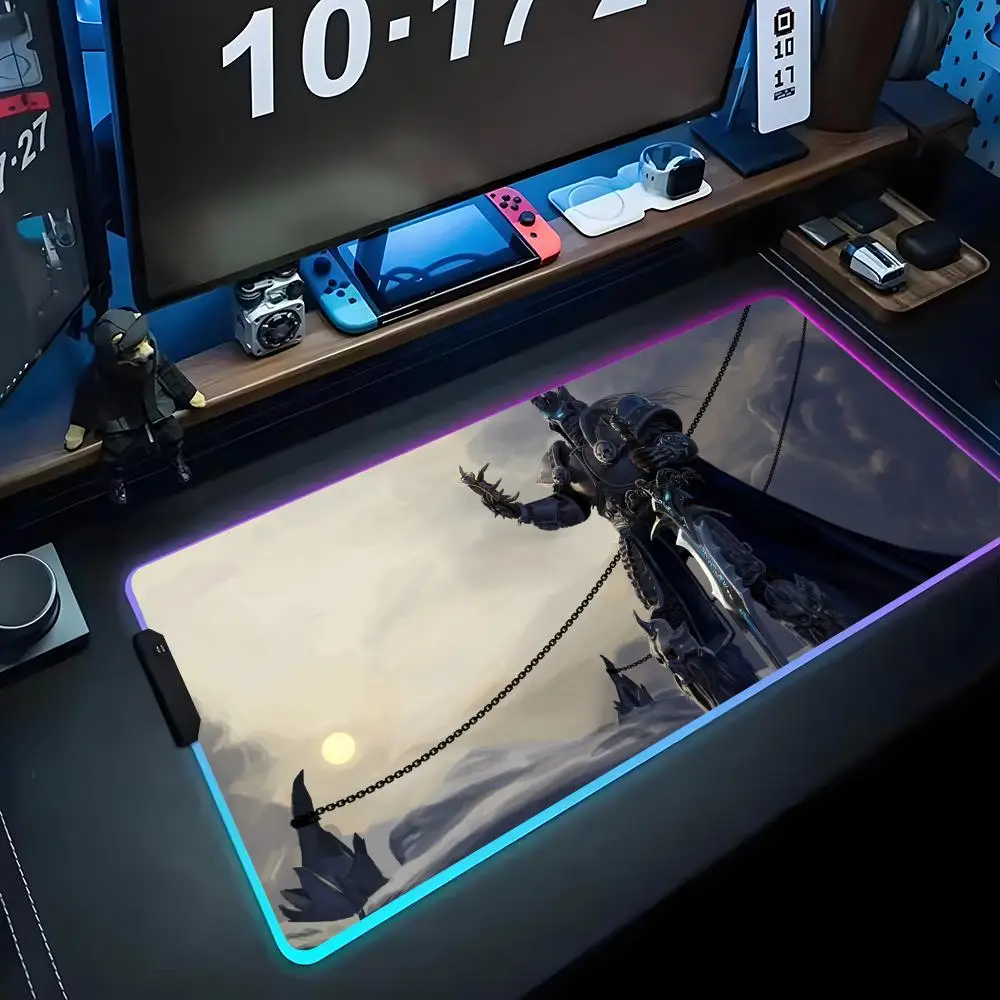 

lich king Mouse Pad RGB Gaming Mousepad Big LED Pad PC Desk Mat Luminous Mouse Pad Large Keyboard Mats Table Rug With Backlit