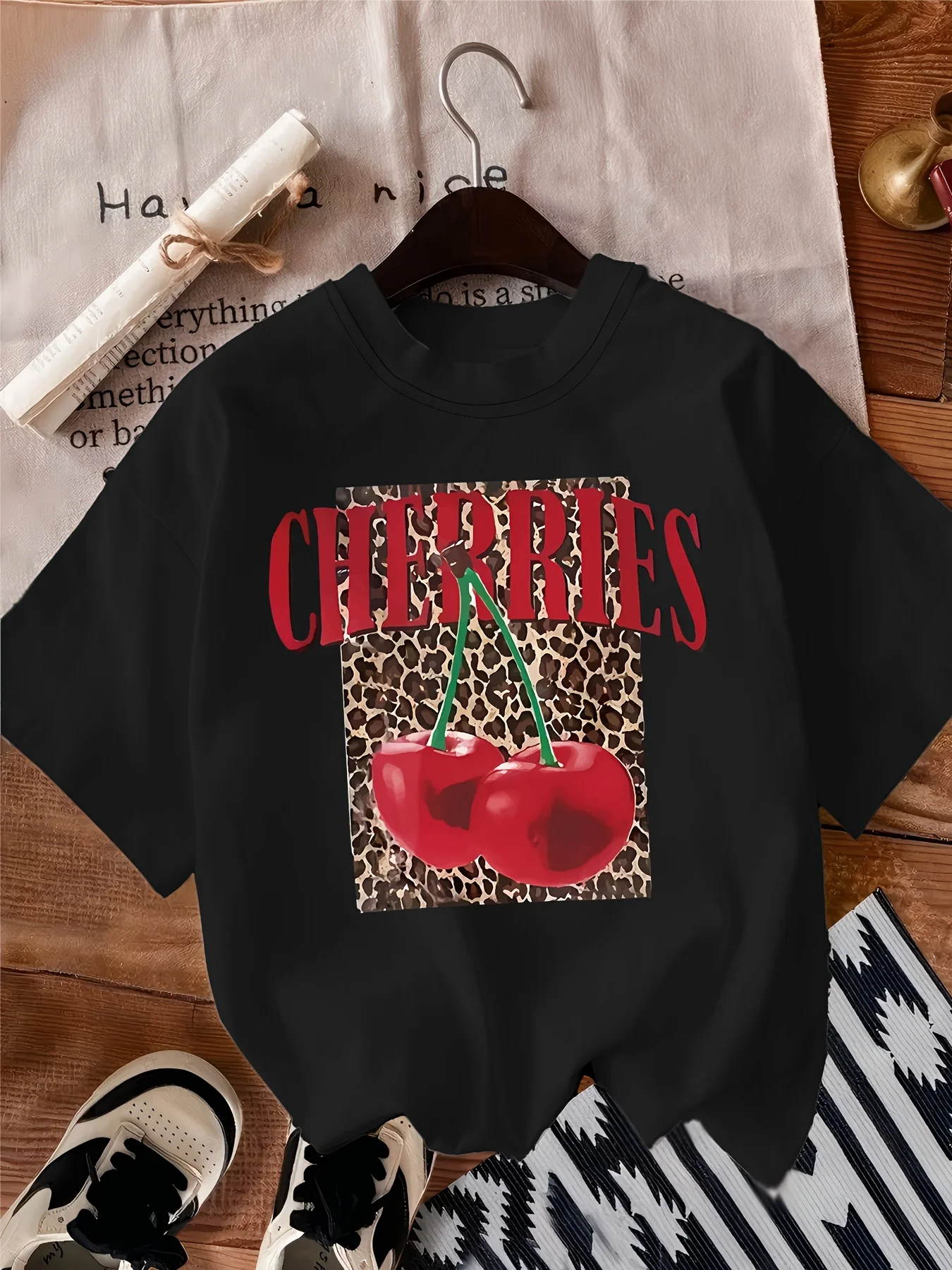 

Fashionable Ladies round Neck Short Sleeve Pattern Print T-Shirt Stylish Casual Top for Women