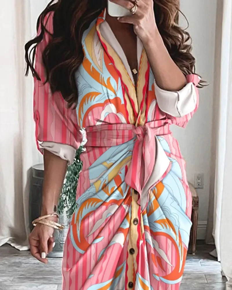 Gerafftes Midikleid mit Bindegürtel, V-Ausschnitt, langen Ärmeln und geschlitztem Saum – elegantes Outfit für den täglichen Büro- und Pendelverkehr – Detail 7