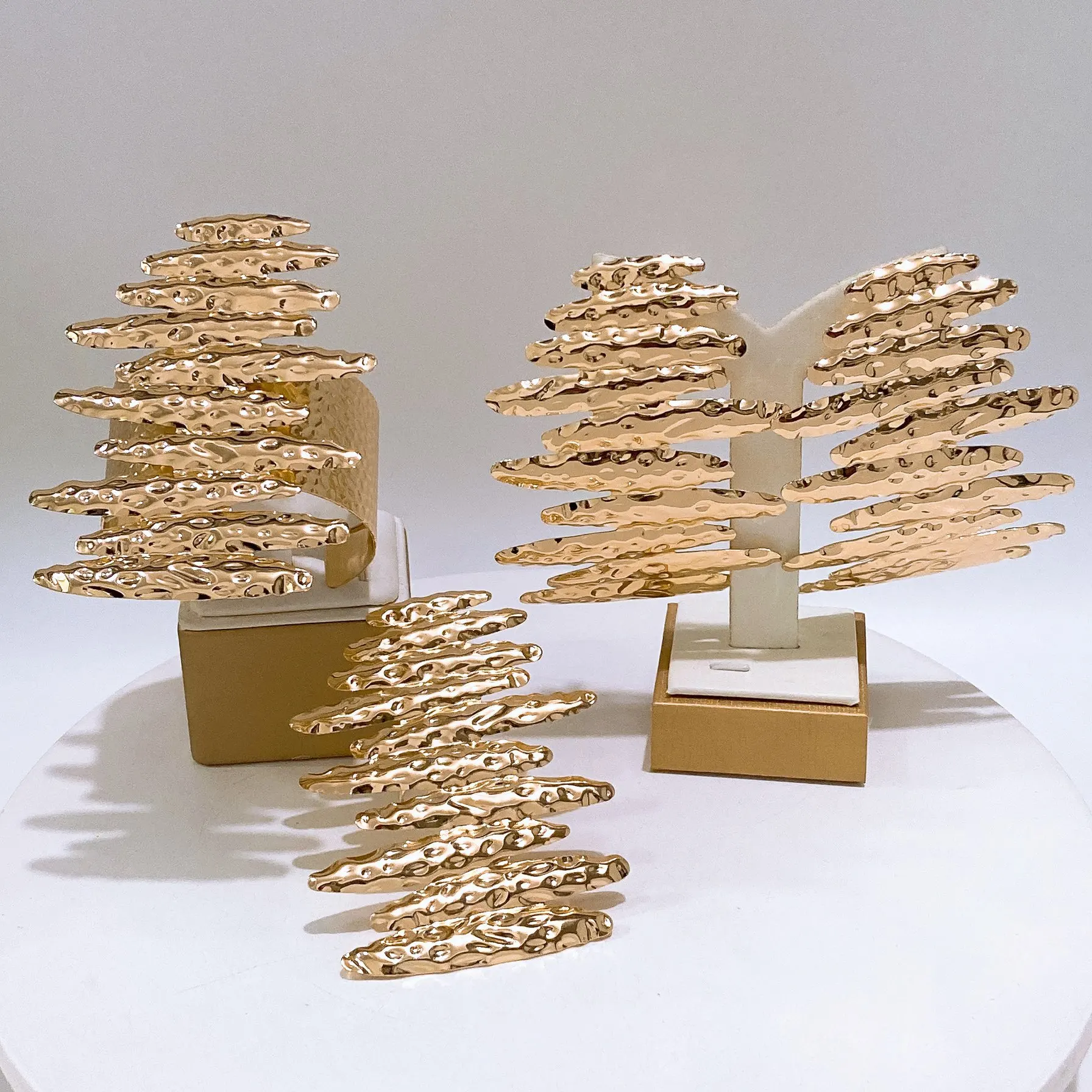 

Yulaili позолоченный многослойный волнистый дизайн комплект ювелирных изделий для женщин вечерние свадебные элегантные аксессуары модный подарок