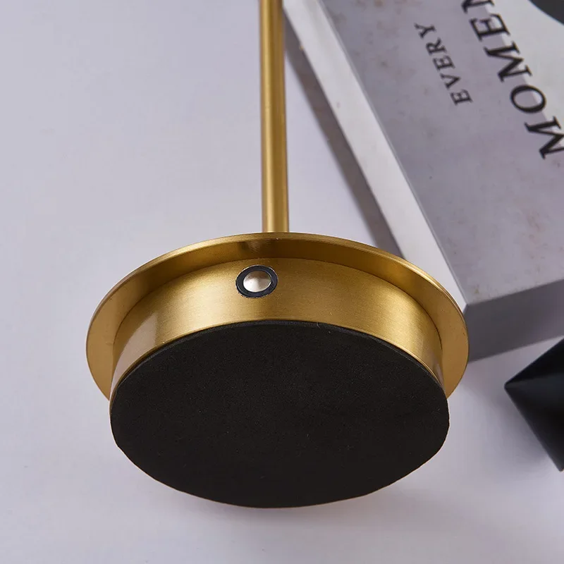 Luxury Creative Rechargeable Cordless Battery Touch Table Lamp wireless Bedroom Restaurant Night light Romantic Desk Lamp