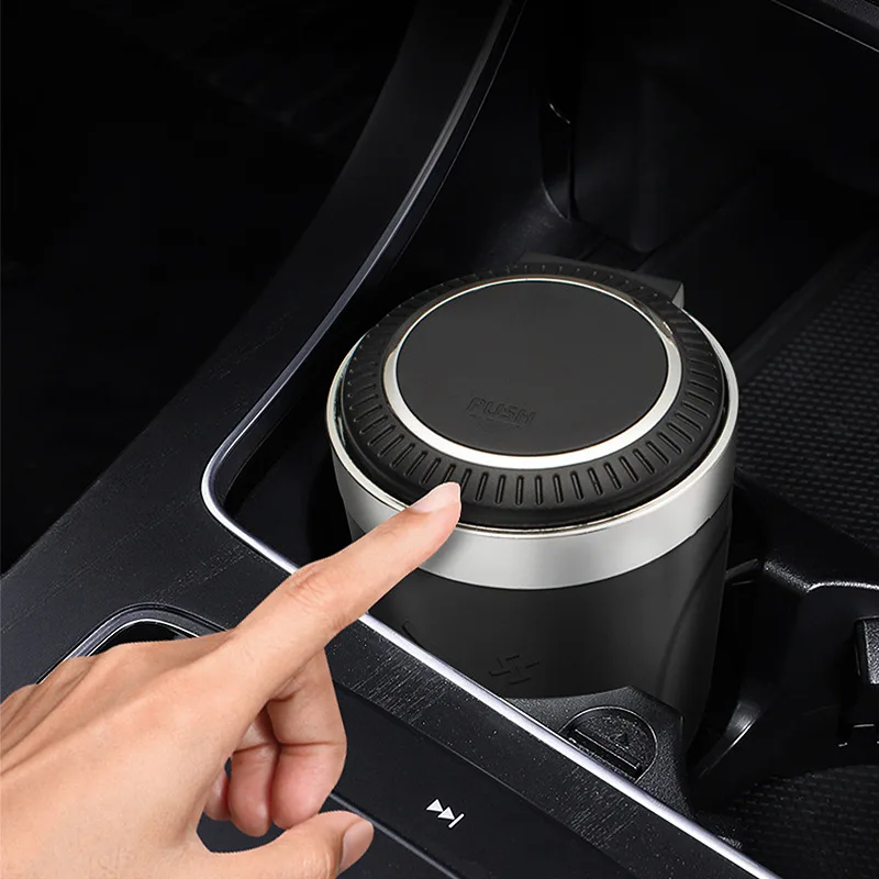 One Click Opening of Car Ashtray with Metal Lining and LED Light Push Type Splash Proof Light, Car Ashtray, Automotive Supplies