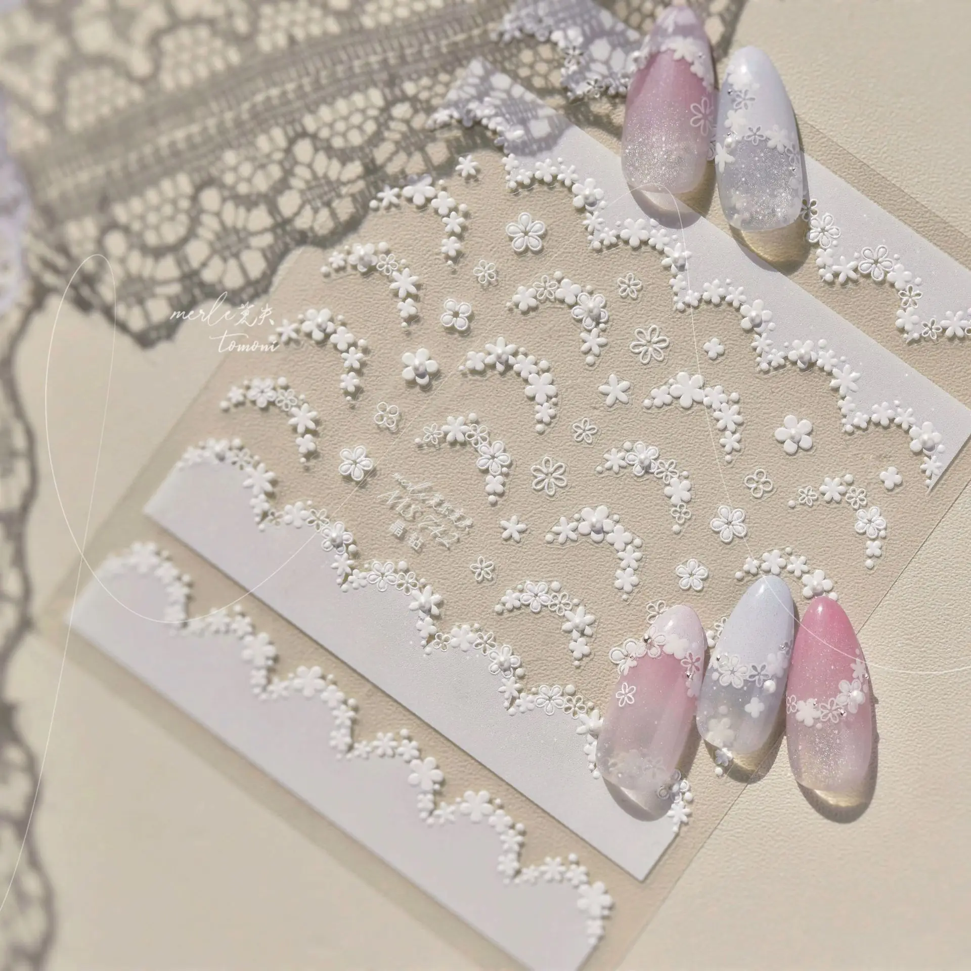 1pcs White Red Pink Pearl Flower Petal Arc Wreath Halo Dyeing Self Adhesive Nail Art Stickers Chic Charming Rhinestone Manicure