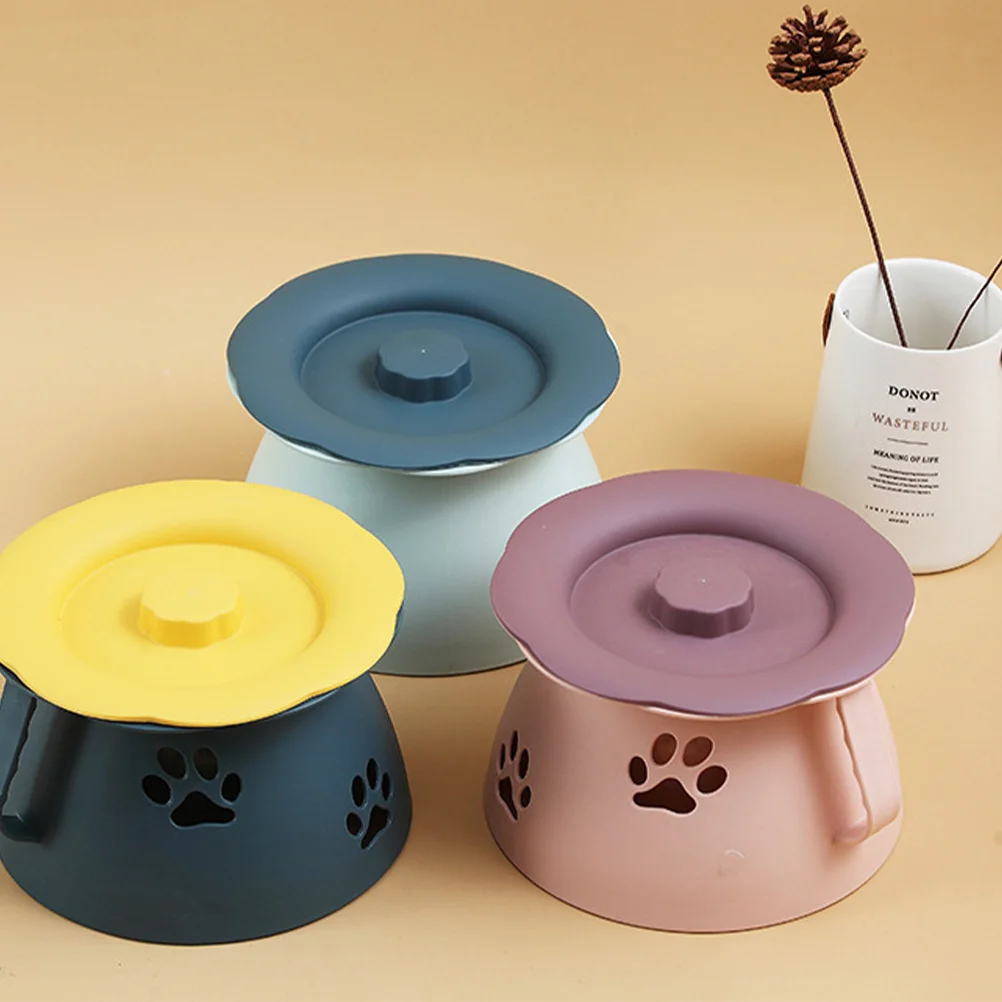 مقعد تدريب للأطفال الصغار من البلاستيك السميك باللون الأزرق السماوي مع غطاء مقبض للتحكم في الرائحة بنمط مجوف #3