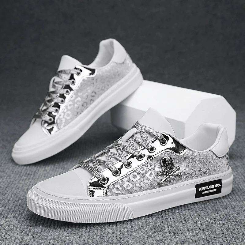

Luxury Silver Casual Sneakers Men Designer Shoes Breathable Men's Skateboard Shoes Comfy Non-slip Sports Shoes Men Flat Sneakers