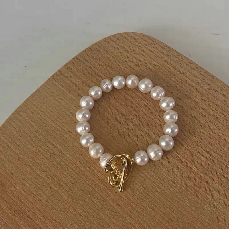 

Новый золотой натуральный браслет с текстурированными нерегулярными украшениями из жемчуга в стиле барокко