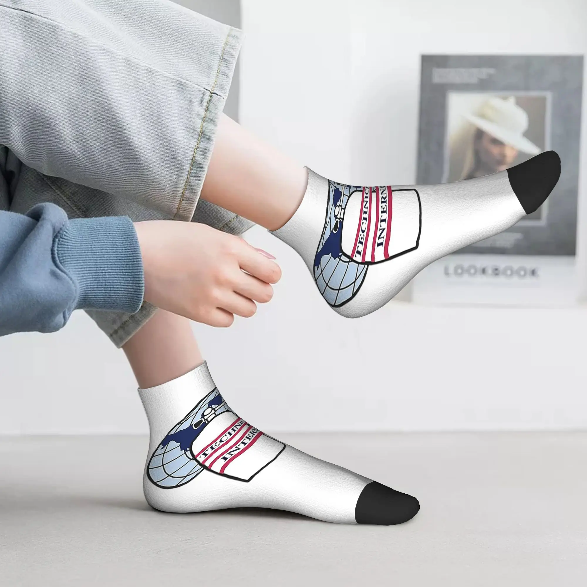 

All Seasons Scuba Diving DIVE Scuba Diver Gift Socks Harajuku Sport Middle Tube Socks Soft Hip Hop Stockings for Men Women Gifts