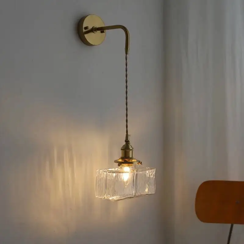 applique-murale-nordique-japonaise-lampe-murale-minimaliste-en-verre-et-laiton-pour-mur-d'accent-de-chambre-a-coucher-luminaire-de-decoration-elegant-pour-vanite