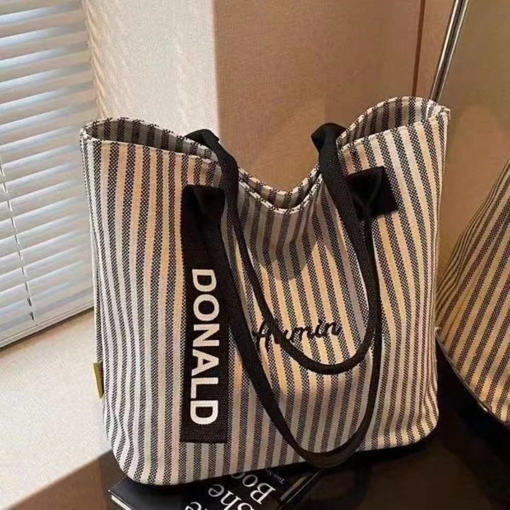Large-capacity canvas bag, versatile striped shoulder bag, suitable for class, commuting, shopping, handbag and tote bag