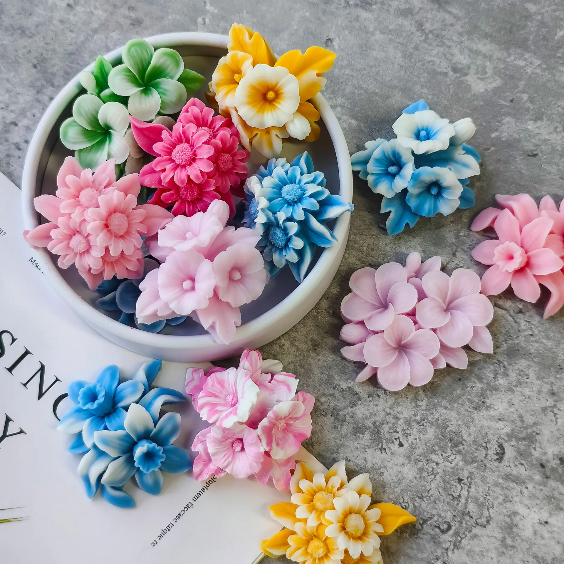 Flower Silicone Mold for DIY Aromatherapy Candles Diffuser Stones Plaster Handmade Soap Petal Resin Crafts and Home Decoration