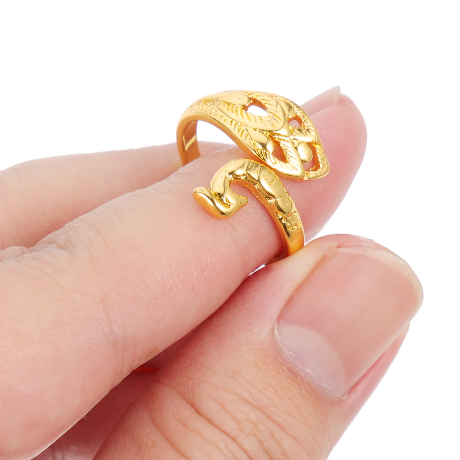 4Pcs Yarn Guide Crochet Tension Rings Stainless Steel Knitting Rings Finger Crochet Tool for Faster Knitting Crocheting Tools