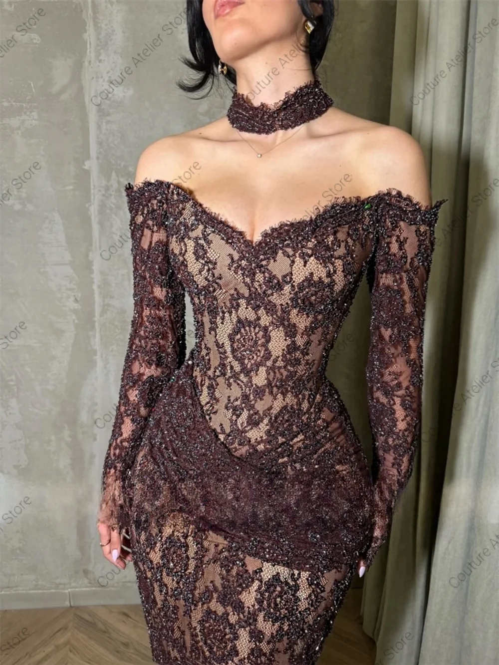 الأنوثة بلا أكمام فساتين حفلات الزفاف وصيفة الشرف الدانتيل البني كم طويل فستان سهرة الظهر حفلة موسيقية جديدة مخصصة