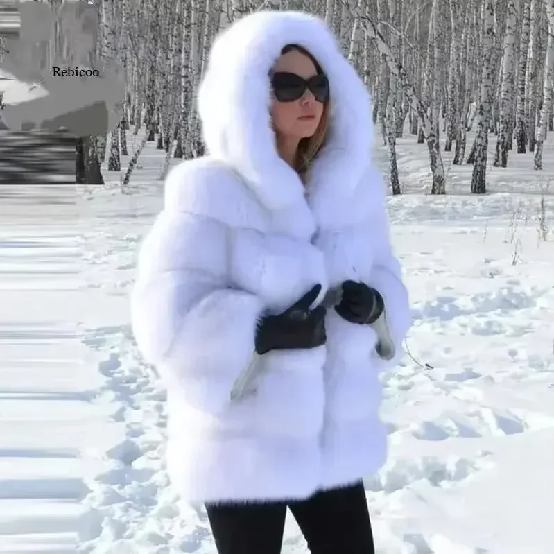 ผู้หญิงสั้นฤดูหนาวเสื้อแจ็คเก็ต Big FUR Hood หนาเสื้อกันหนาวแฟชั่น Flurry เสื้อขนสัตว์ปลอมใหม่หรูหรา Faux Fox FUR Coat