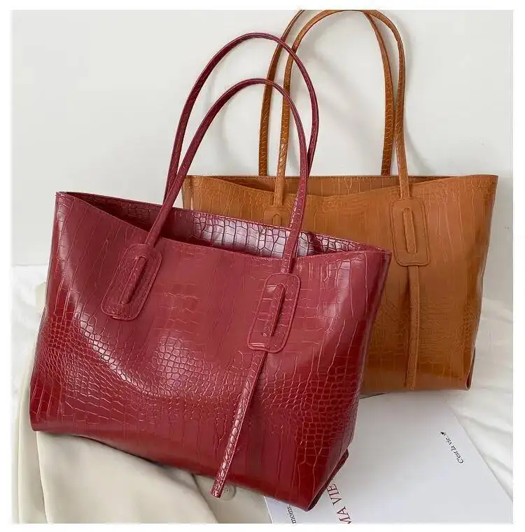 Bloom Borsa vintage nera di grande capacità da donna Borsa tote versatile con motivo coccodrillo Borse a tracolla in pelle moda donna