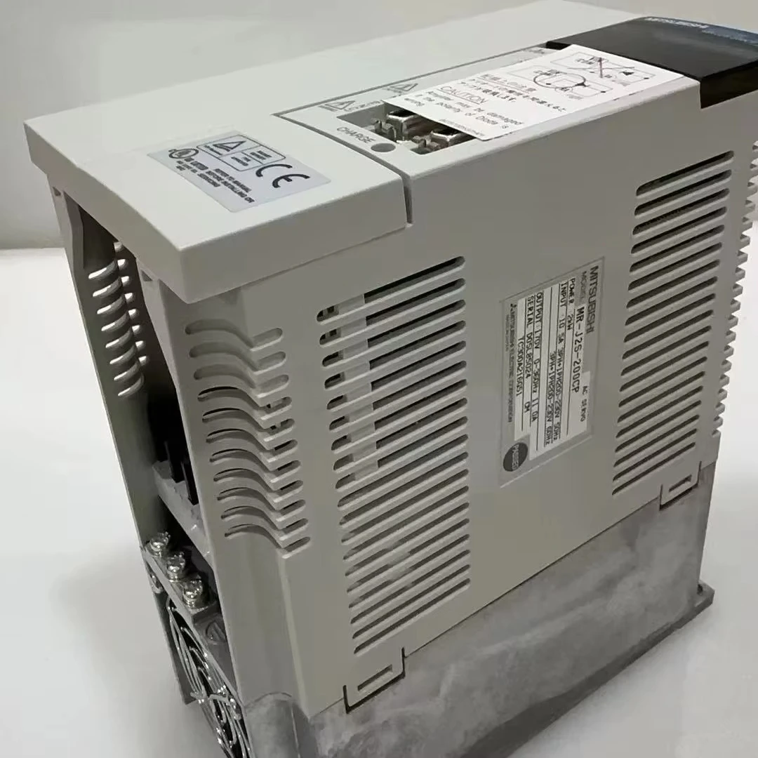 

AC Servo Drive Series MR-J2S for Automation Variants 20A-S011 60A-S011 70A-S011 40A-S011 350A-S011