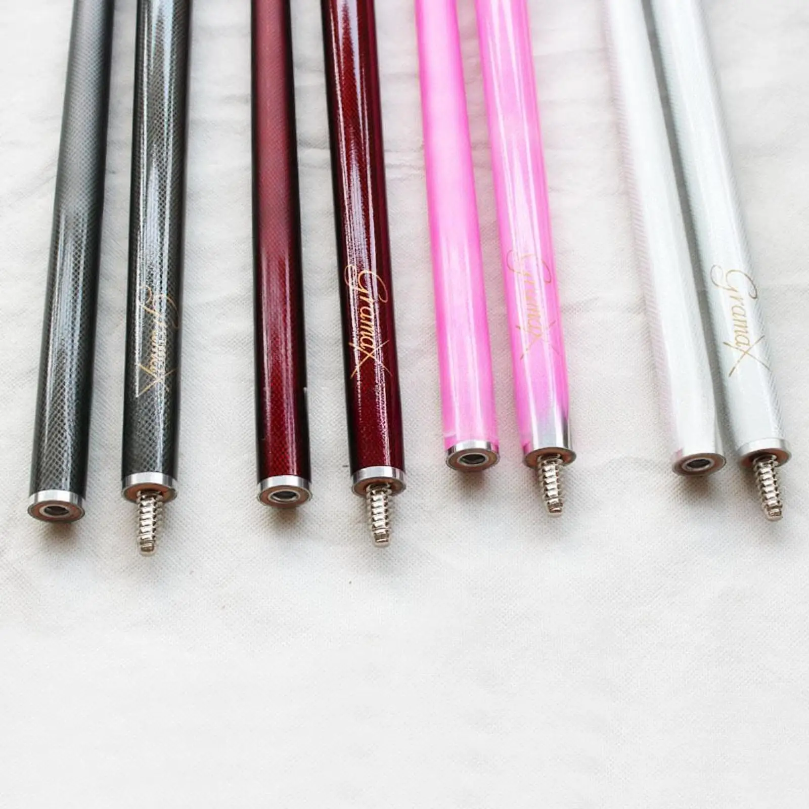 

Бильярдный кий разборный, портативный, длина 145 см, наконечник 9,5 мм, разборка 1/2