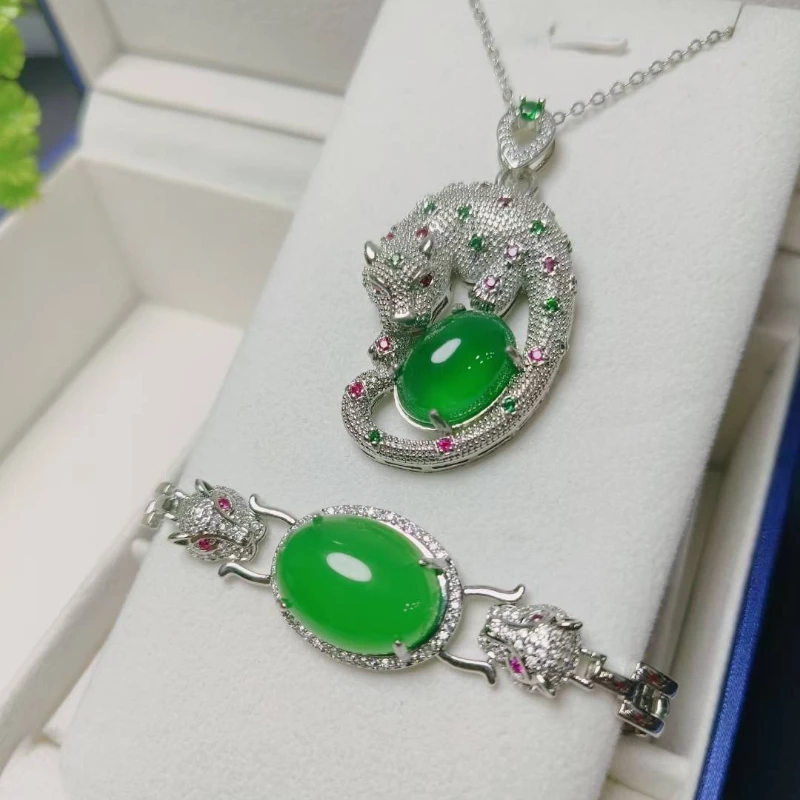 

Exquisite Ethnic Style Necklace Bracelet, Personalized Trend Set