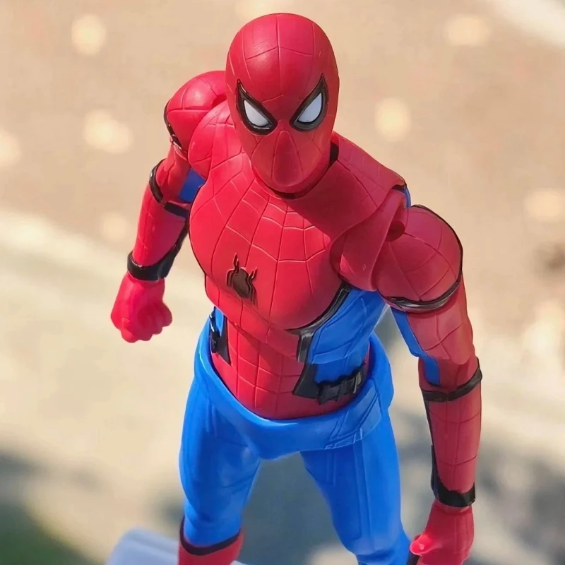 マーベル 1/12 スタークスーツ スパイダーマン プラスチック組み立てモデルキット アニメアクションフィギュア 可動フィギュアおもちゃ 男の子の装飾ギフト