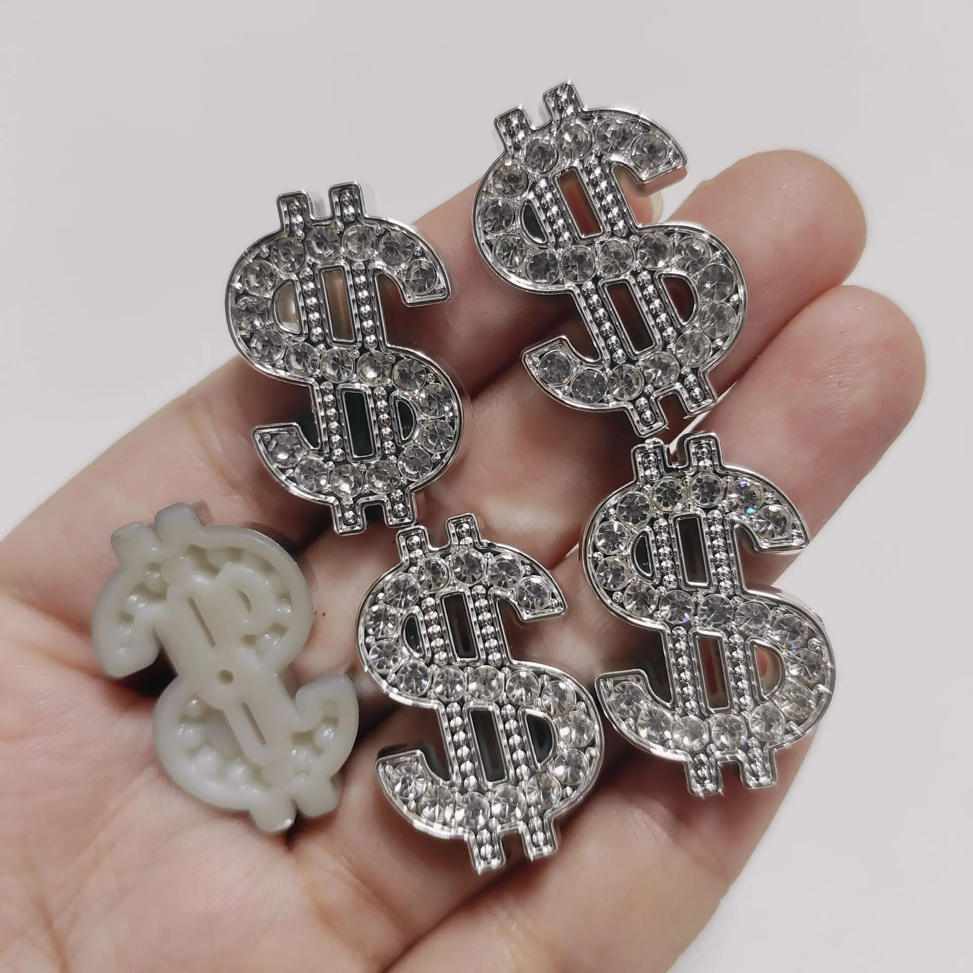 10Pcs Sweet Cute Coin Symbol Bicycle Charms 3d Diy Junk Phone Case Hair Accessories Handcrafts Decorations Doll Jewelry Ornament
