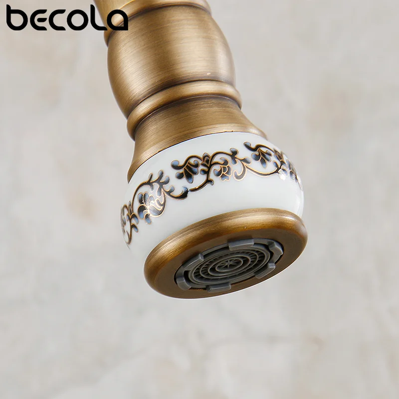 Kitchen Faucets Antique Bronze Faucet for Kitchen Mixer Tap With Ceramic Crane Cold And Hot Kitchen Sink Tap Water Mixers