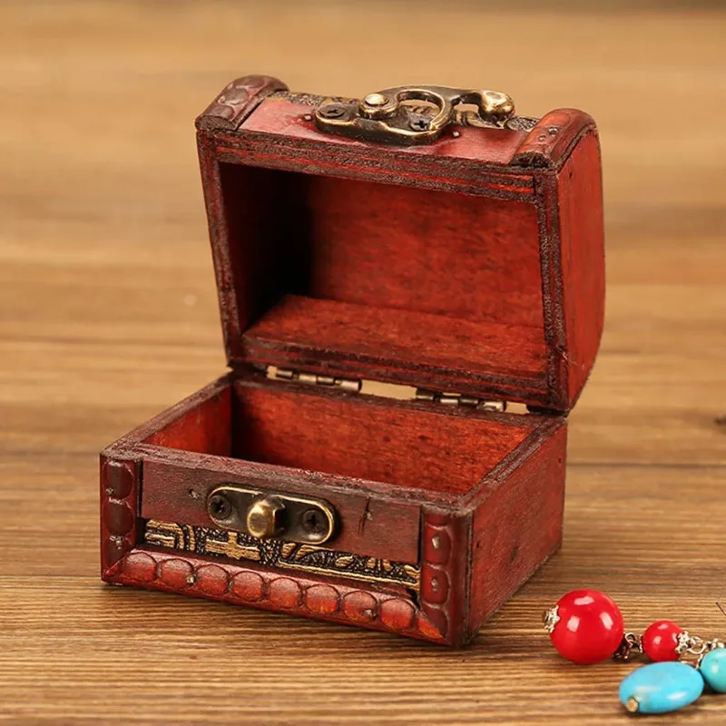 Vintage Jewelry Box Wood Handmade Box with Mini Metal Lock for Storing Jewelry Treasure Pearl Rings Organizer Storage Case