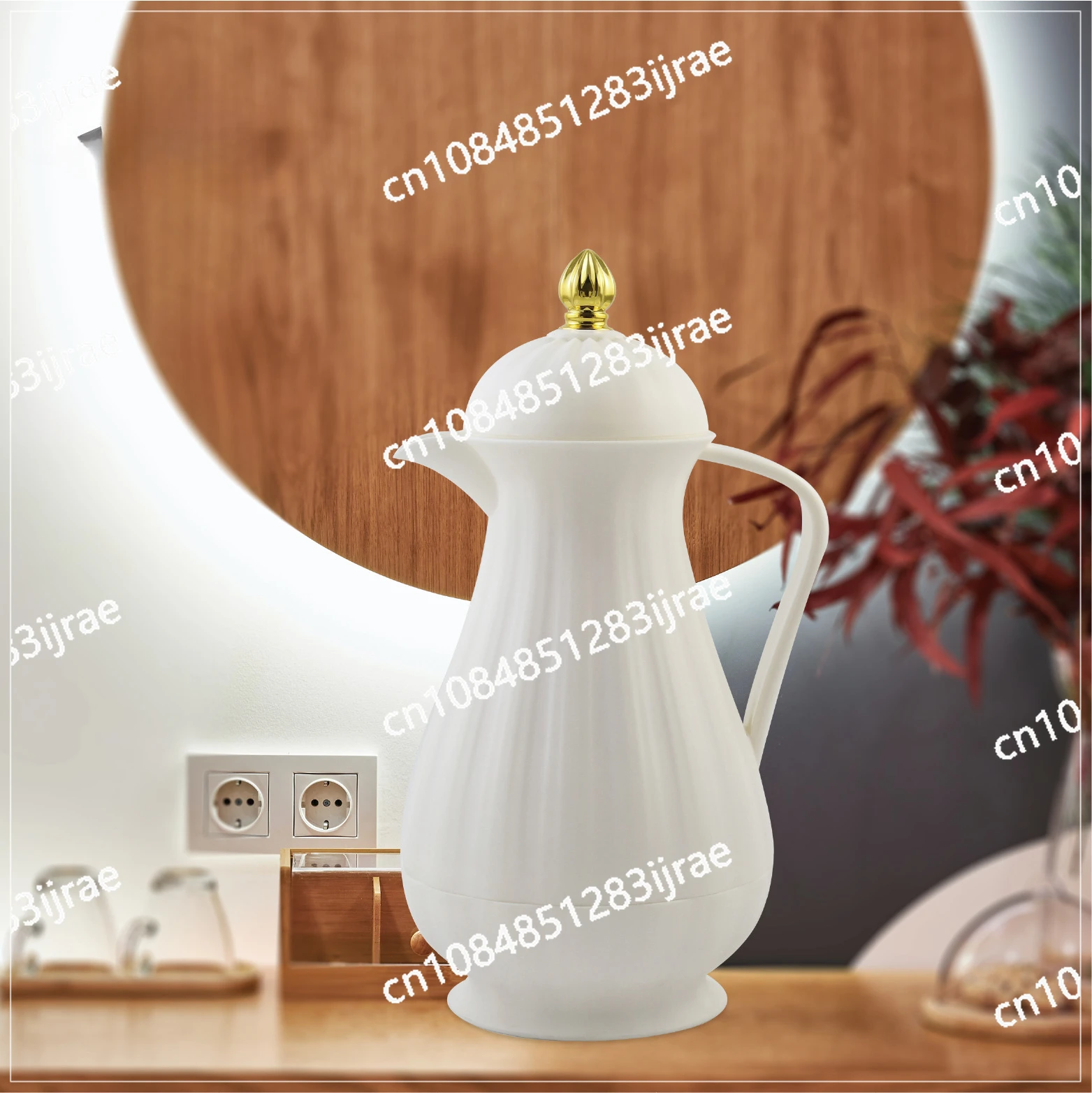 

Palace Style Coffee Pot New Pp Plastic Shell Insulation Pot Glass Liner Insulation Bottle 1L