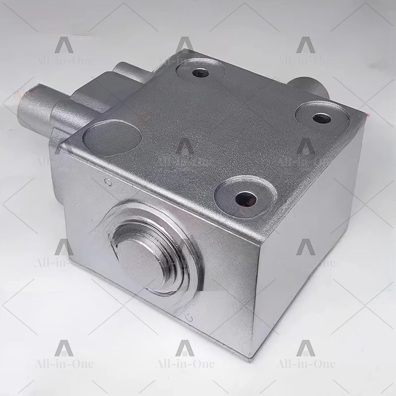 90° Angle Drive Steering Gear Unit Right Angle Bevel Bevel Gearbox Speed Ratio 1:1  Max Speed 1000RPM