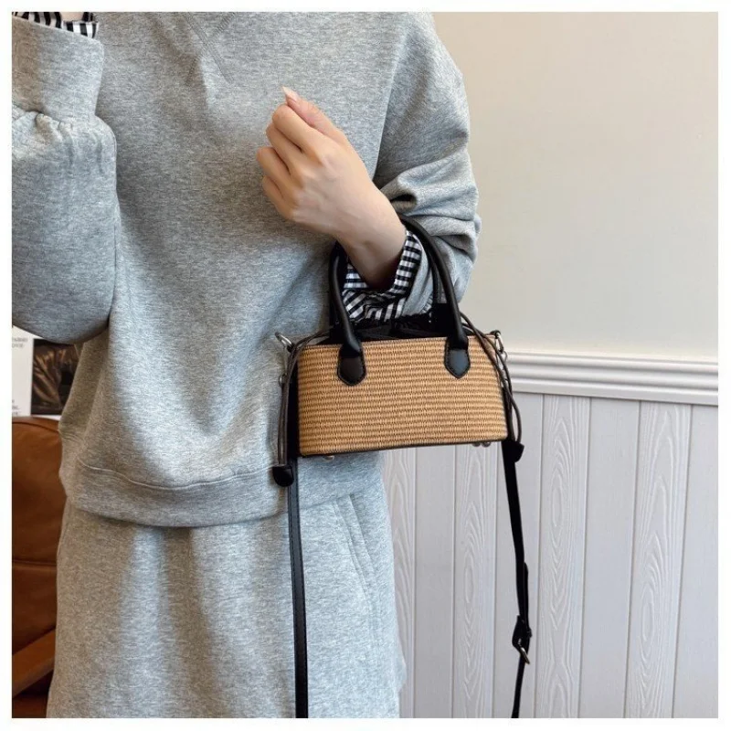 

Stylish Ladies Messenger Bag Made Of Pentagon-Printed Leather Boasting Bratislava Casual Vintage Spacious Soft Daily Look​