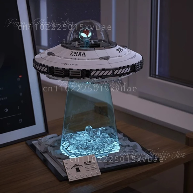 جديد الحديثة الإبداعية UFO الصحن الطائر بنة التكنولوجيا الفائقة سفينة الفضاء التجمع لعبة نموذج جمع زخرفة هدية للأطفال