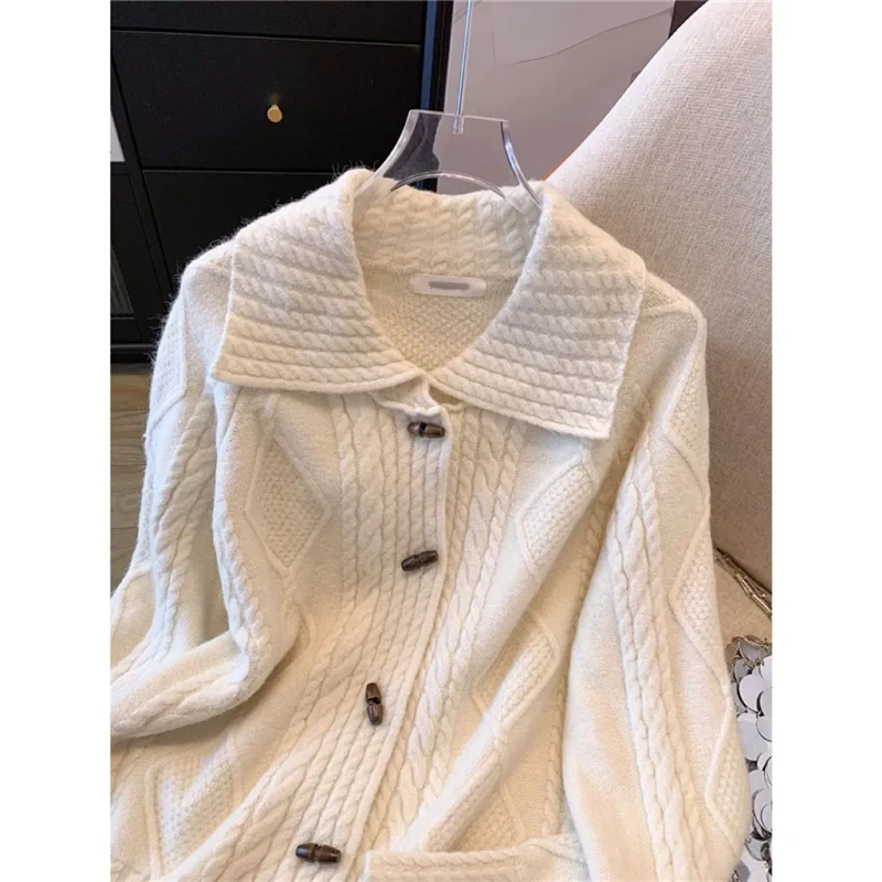Automne hiver pull Cardigan femmes 2025 nouvelle mode ample décontracté haut en tricot corne bouton couleur Pure rouge pull femme