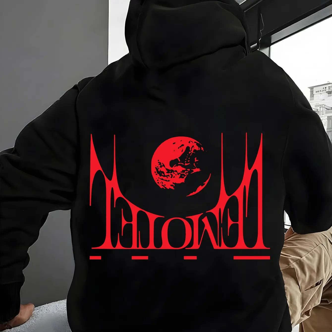

Horror-inspired red letter and moon print men's hoodie loose fit, classic crew neck with kangaroo pocket and drawstring