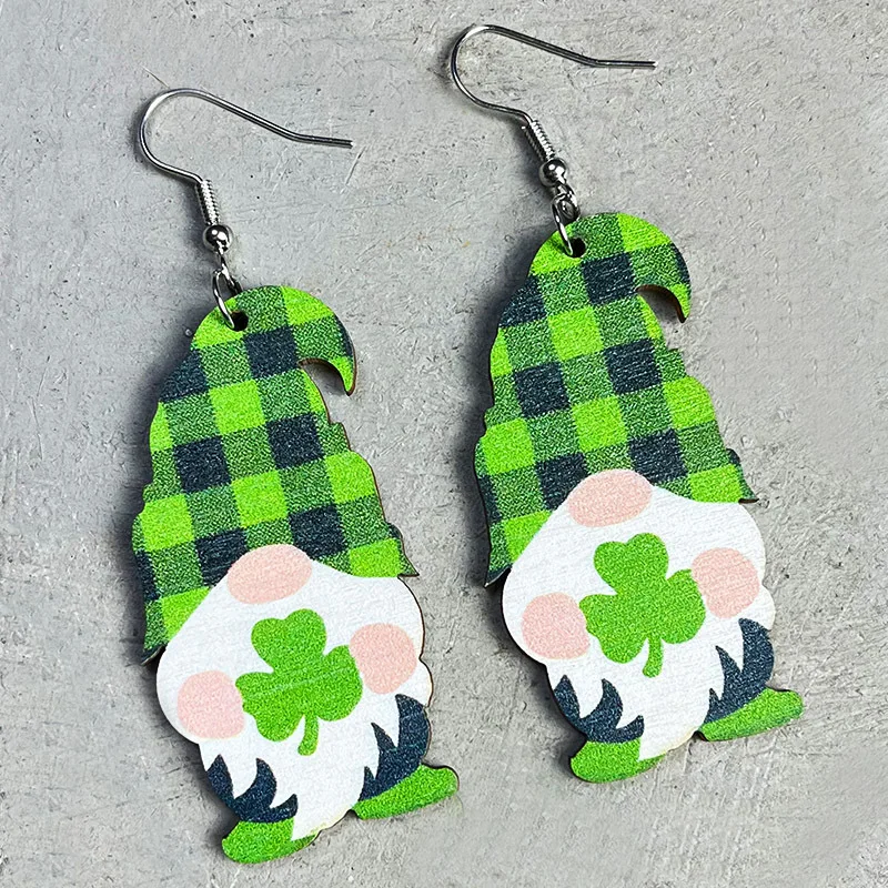 2023 Wholesale St. Patrick's Day Dwarf Clover Green Irish Festival Wood Print Earrings for Women Girl