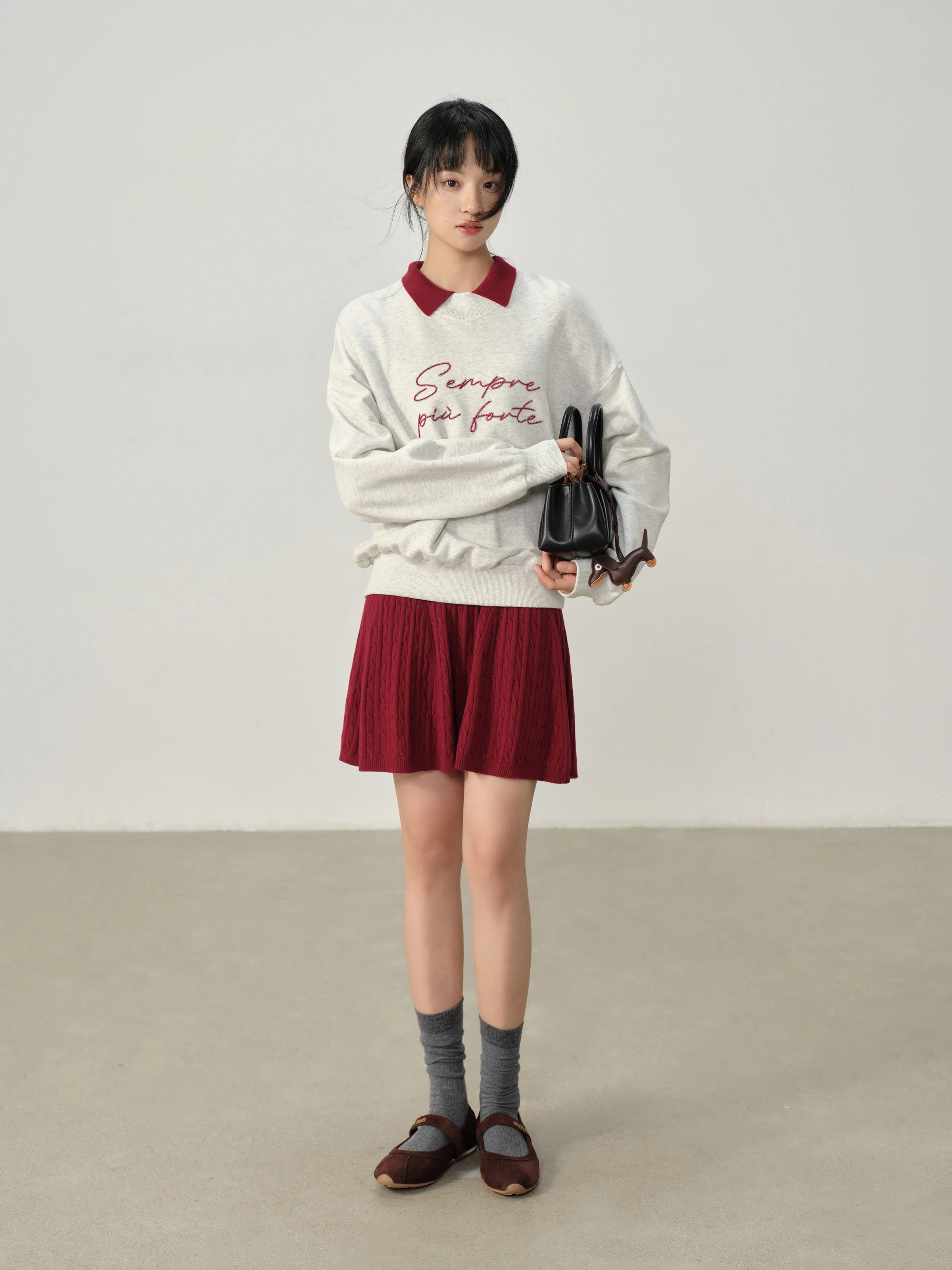 Vintage Casual Loose Embroidered Letter Sweatshirt Autumn Pullover Crew Neck Top Oversized Streetwear Outfit Women Retro Fashion