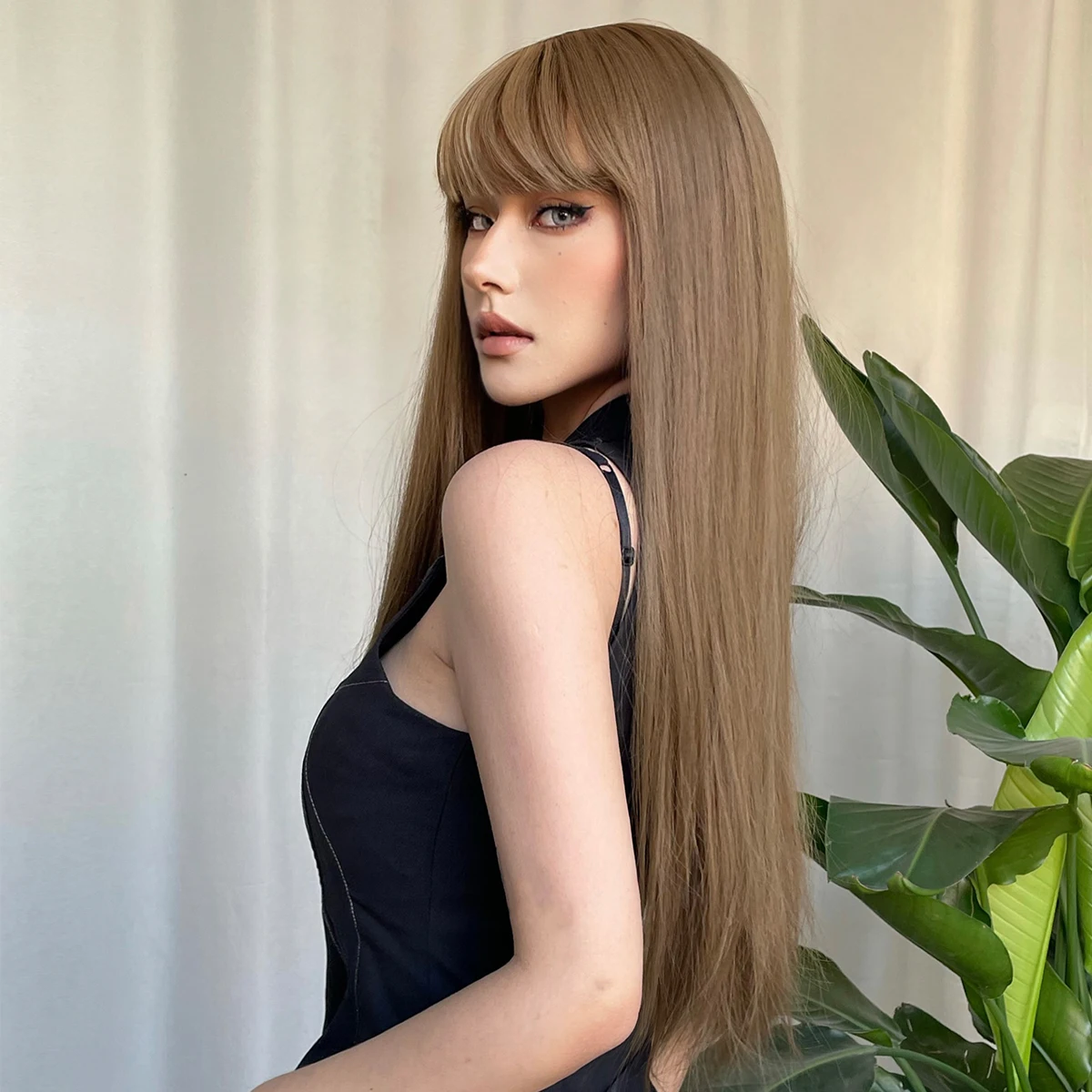 Synthetic Wigs Long Silky Straight Natural Brown Women Hair Wigs with Bangs Heat Resistant Daily Party Cosplay Use for Girls Wig