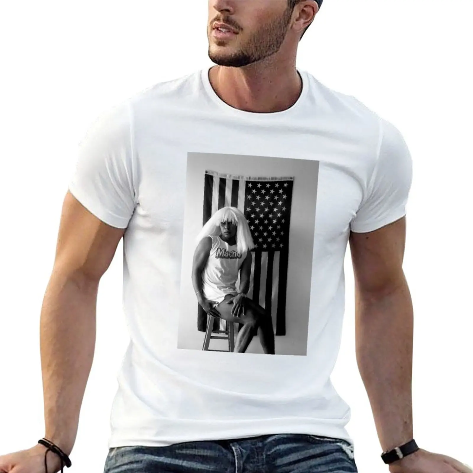 Masculinité fragile en Amérique. T-shirt de sport respirant à manches courtes