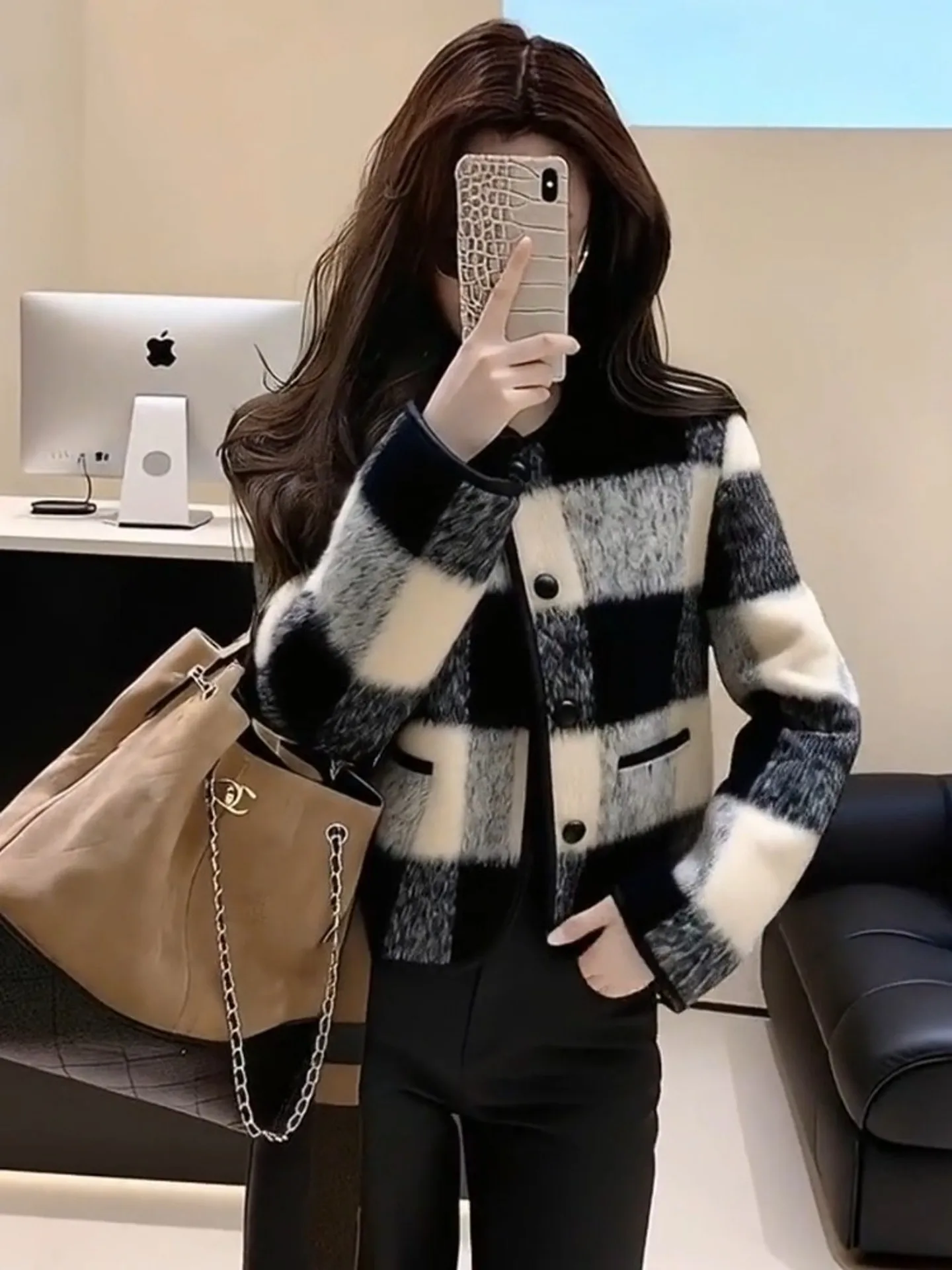 

Высококачественная качественная уникальная клетчатая куртка Blo ort down, женская осенне-зимняя мода, маленький размер, можно соответствовать французскому стилю.