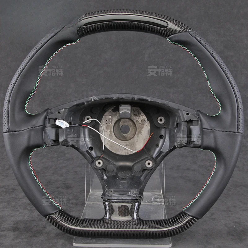 Suitable for Maserati car LED multifunctional carbon fiber steering wheel custom modification assembly