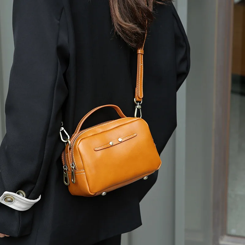 

Cowhide Leather Women Mobile Phone Shoulder Bag for Girls Square Tote Handbag Solid Color Fashion Crossbody Messenger Bags