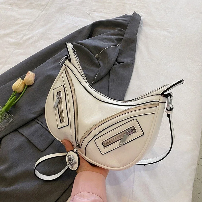 

Elegant Minimalist Tote Bag - Vintage Leather Shopper With Large Capacity & Designer Letter Detailing