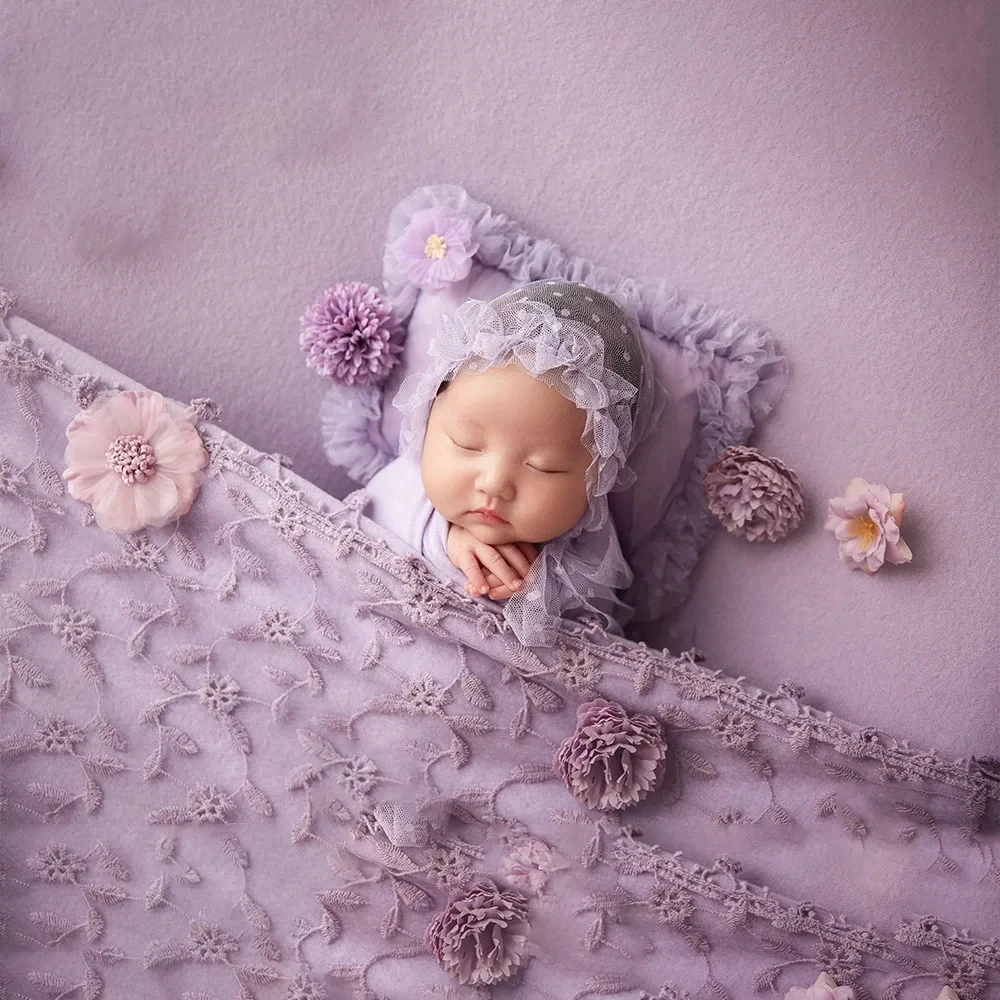 Puntelli per fotografia per bambini Servizio fotografico per neonato Set di cappelli per bambole con orso lavorato a maglia Tema viola Cappello in pizzo Cuscino Accessori per riprese fotografiche